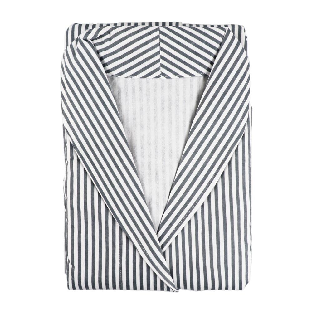 Black & White Elegant Print – Neutral and classy disposable bathrobes 